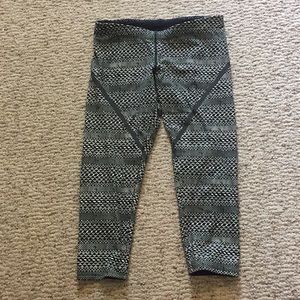 Nike Dri-fit Capri leggings